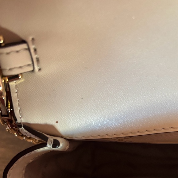 Michael Kors purse - Picture 4 of 10